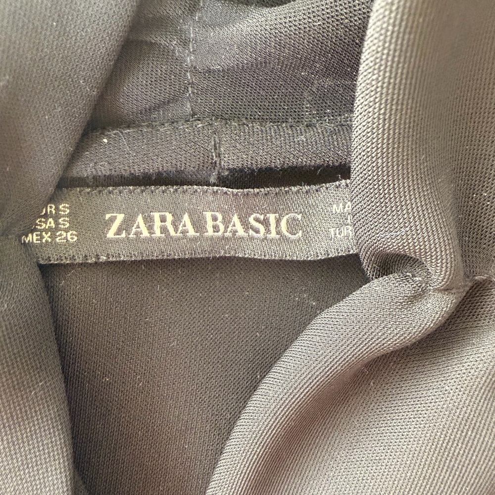 ZARA Black V-Neck Blouse Long Sleeve Gold Button Cuffs Elegant Chic Top - Picture 2 of 6